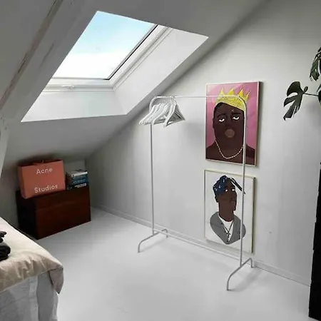 Apartment Flott Med 4 Soverom Sentralt I